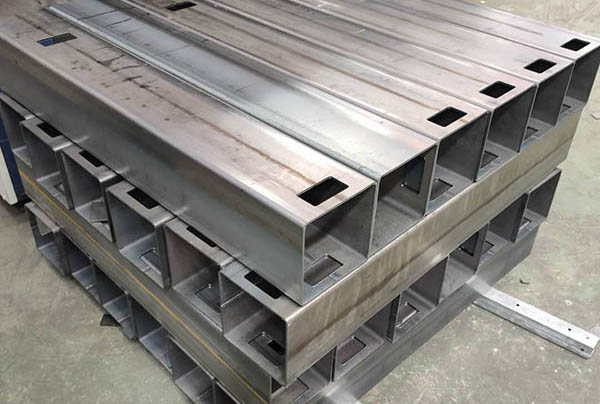 城区大口径无缝方管